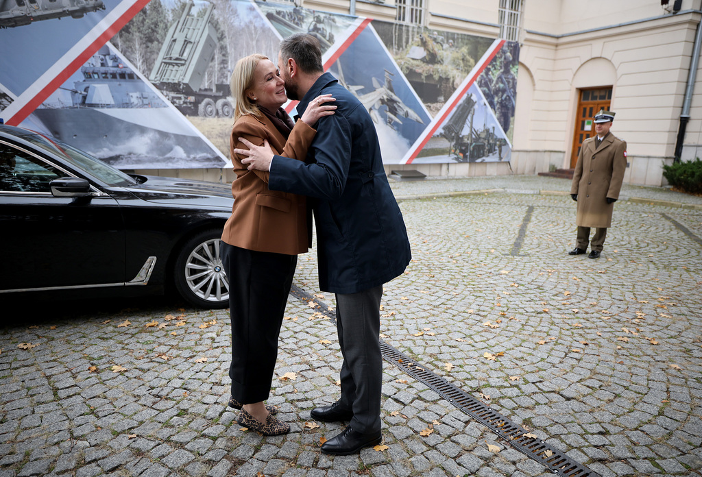 Ministryně obrany jednala v Polsku nejen o letounech F-35