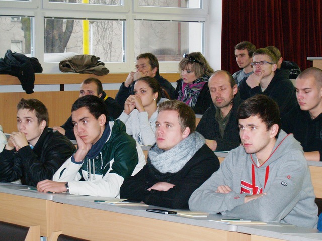 Uchazeči o studium na Fakultě vojenských technologií