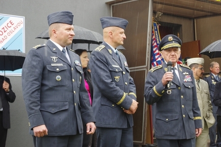 V Náměšti otevřeli první posádkové muzeum s venkovní expozicí