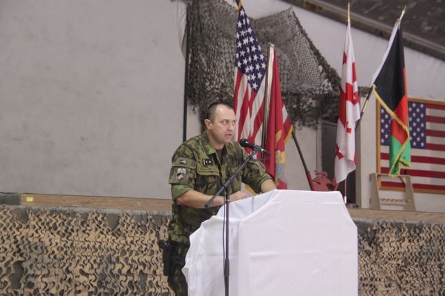 Zástupce náčelníka štábu velitelství mise Resolute Support pplk. Hynek P. 