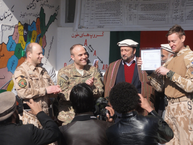 Ocenění za spolupráci převzal major Tomáš N