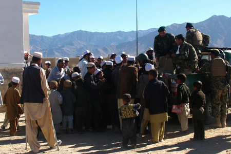 Afghánští vojáci v „obležení“