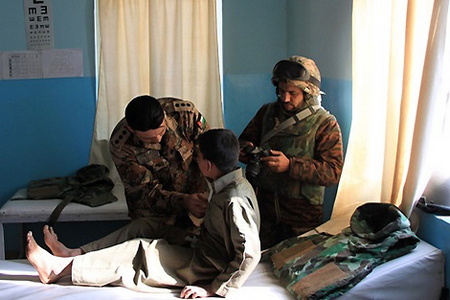 Čeští, američtí a jordánští lékaři pomáhali afghánským pacientům