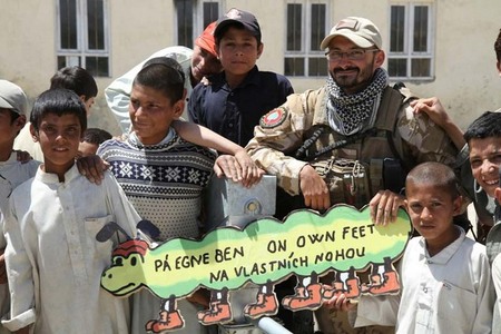 Afghánské děti našly poklad na konci duhy