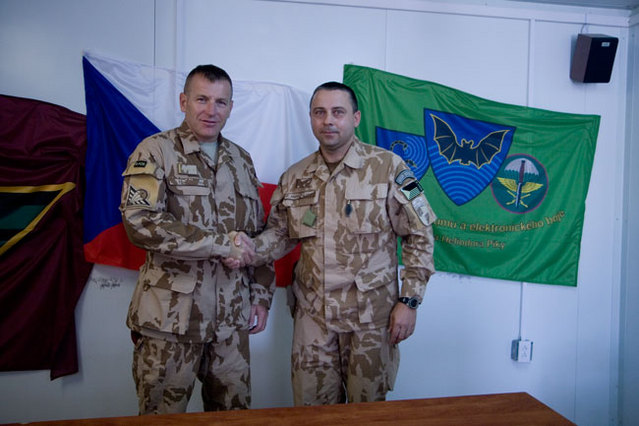 Velitelé 7. jednotky plukovník Miroslav Hlaváč a 8. jednotky podplukovník Pavel Andráško