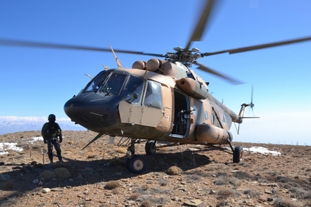 Mi-17 helicopter crew trains landing