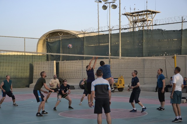 Volejbalisté v boji o bronz