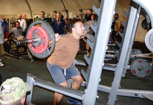 A nakonec úžasný výkon českého velitele chirurgického týmu