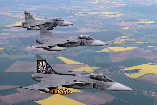  Formace českého, švédského a maďarského Gripenu