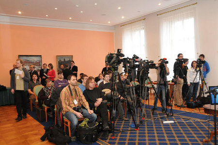 Z tiskové konference ministra obrany 2