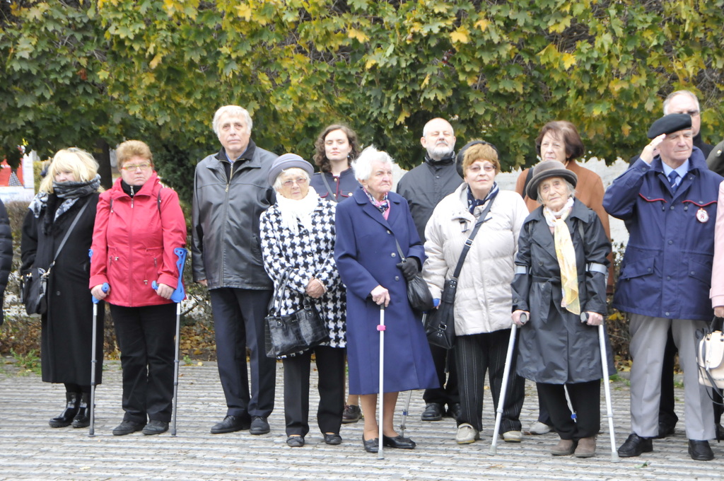 Pietní vzpomínku se nenechala ujít ani veřejnost