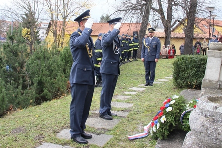 Vojáci se zúčastnili také pietního aktu, který u příležitosti Dne vzniku samostatného československého státu uspořádalo město Strakonice. 