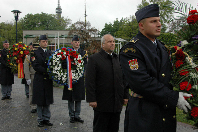 Pietní vzpomínky se zúčastnil i slovenský velvyslanec v Praze