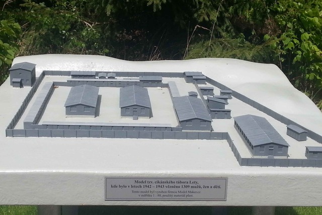 Model tzv. cikánského tábora Lety