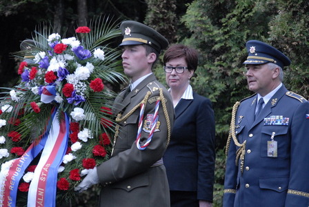 Připomínka památky obětí spojeneckých armád