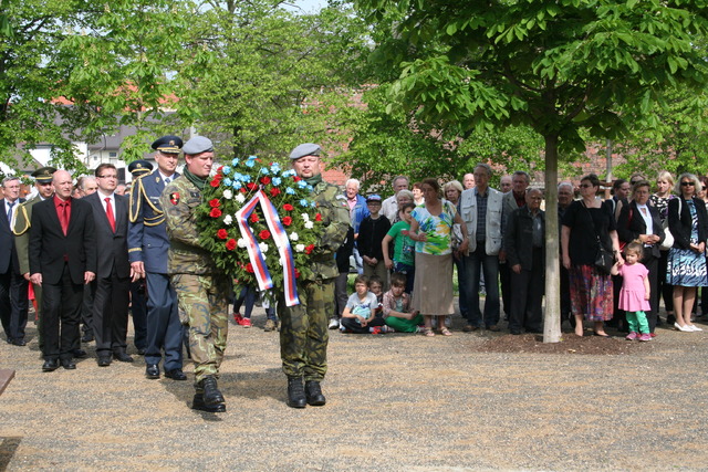   Pietní akt u příležitosti 70. výročí konce 2. světové války (2)