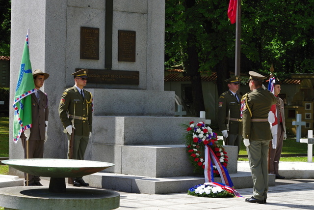 Úcta těm, kteří položili život za naši budoucnost