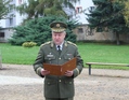Brigádní generál Jaromír Zůna přednesl u památníku krátkou zdravici