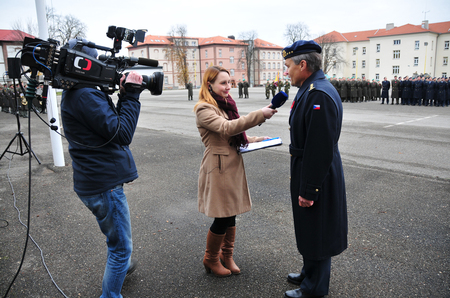 Rozhovor zástupce rektora UO plukovníka gšt. Milana Marka v živém vysílání České televize 