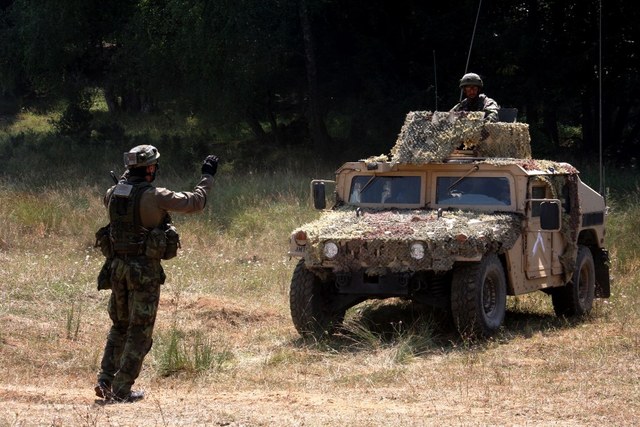  Navádění amerického terénního vozidla