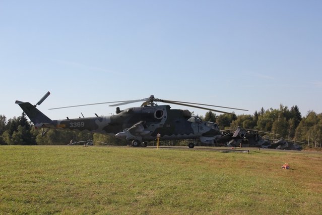  Z polního letiště na Libavé působily ve prospěch cvičení vrtulníky Mi-24