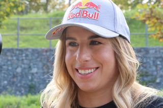 Ledecká si poprvé vyzkoušela snowboardový svah v Livignu. Trať se jí líbí