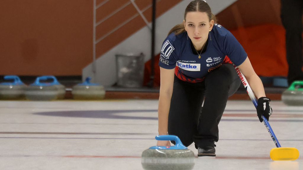 Proti kanadskému favoritovi chuť překvapit. Curleři Chabičovský s Zelingrovou otevírají olympiádu