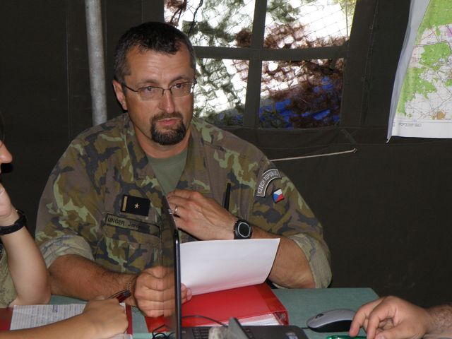 Velitel oblasti skladování munice major Jaroslav Unger.