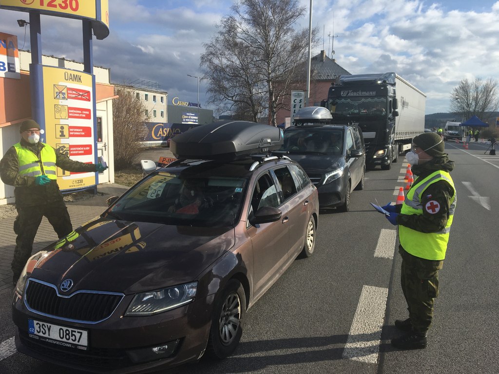 Zdravotníci na hranicích