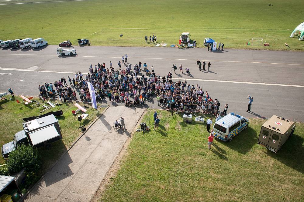 Tři stovky dětí z pražského Jedličkova ústavu a škol i spřátelené Základní školy Ohradní 