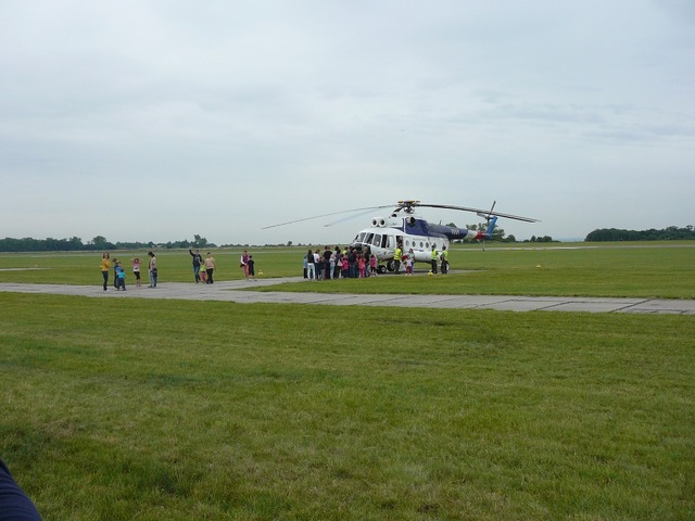 let vrtulníkem Mi-8