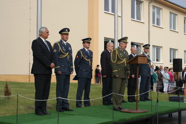 Slavnostní nástup ke Dni ozbrojených sil ČR (2)