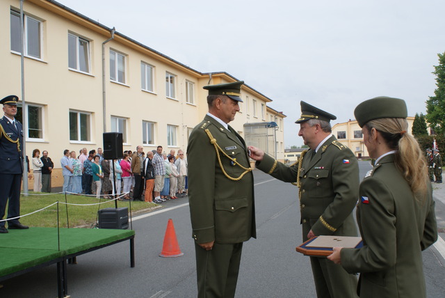 Slavnostní nástup ke Dni ozbrojených sil ČR (6)