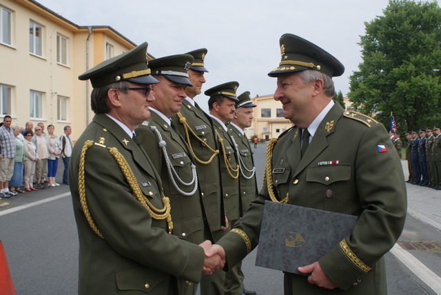 Slavnostní nástup ke Dni ozbrojených sil ČR (7)