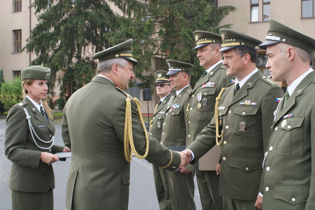 Slavnostní nástup ke Dni ozbrojených sil ČR (8)