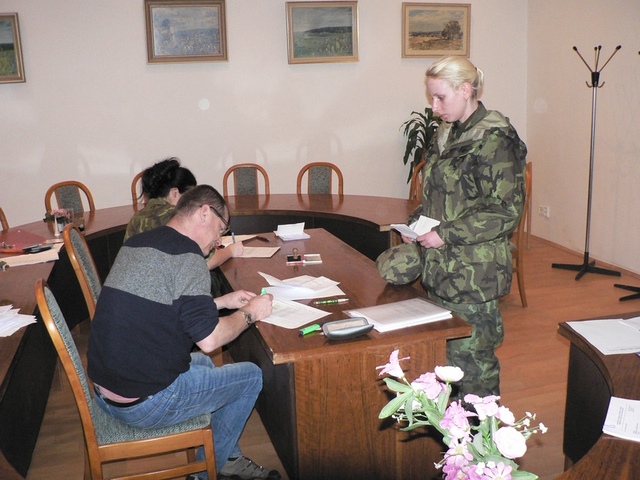 Jedinou příslušnicí pěší roty AZ účastnící se vojenského cvičení byla svob. v zál. Jana Vavříková.