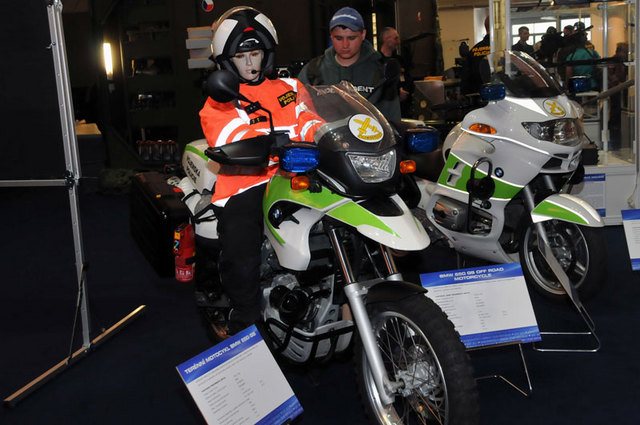 Vojenská polici představila na veletrhu svou nejmodernější techniku, která ji pomáhá odhalovat pachatele trestných činů i motocykly