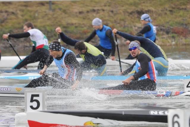 Cíl a zlato na 500 m pro Radoně s Dvořákem