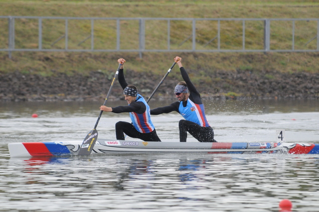 Posádka C2 získala v Račicích zlatou a stříbrnou medaili