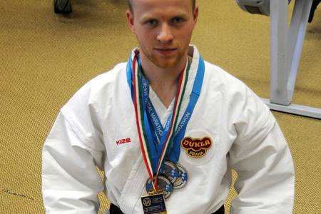 Ondřej Sanek s medailema z MS 2011