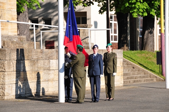 Vztyčení státní vlajky 