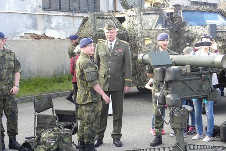 V areálu DEPO 2015 návštěvníci mohli mimo jiné zhlédnout statické ukázky techniky a zbraní Armády České republiky