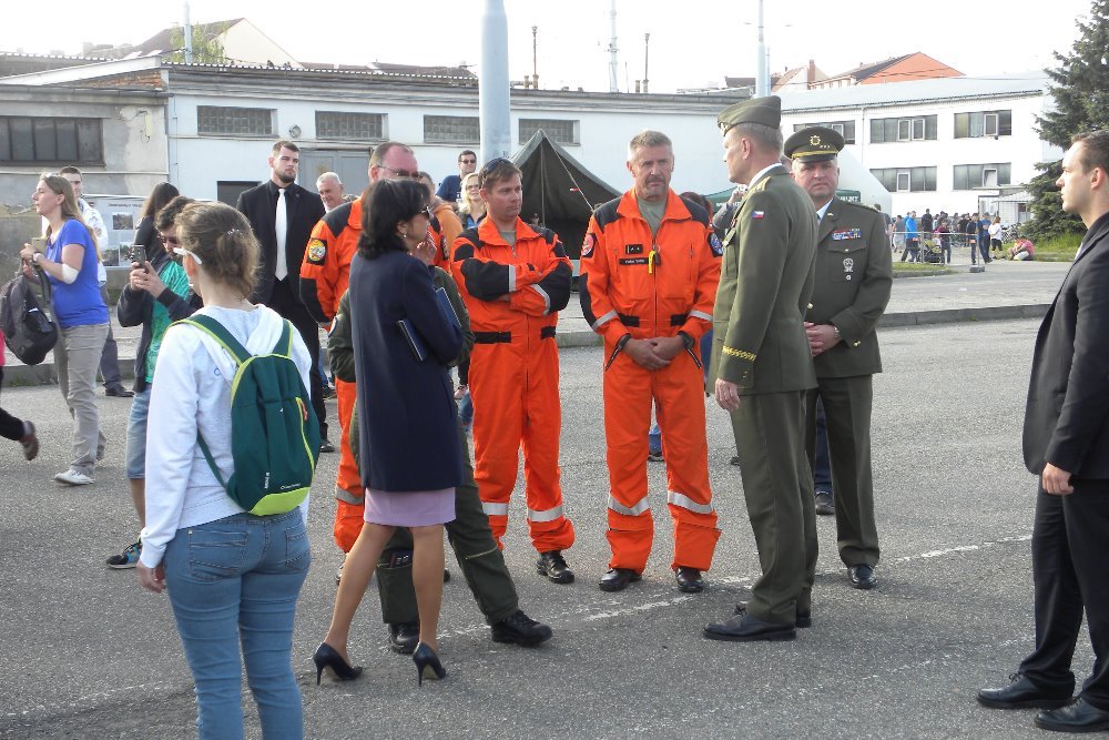 V areálu DEPO 2015 návštěvníci mohli mimo jiné zhlédnout statické ukázky techniky a zbraní Armády České republiky