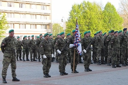 Oslavy 72. výročí konce 2. světové války ve Vyškově vyvrcholily slavnostním nástupem 