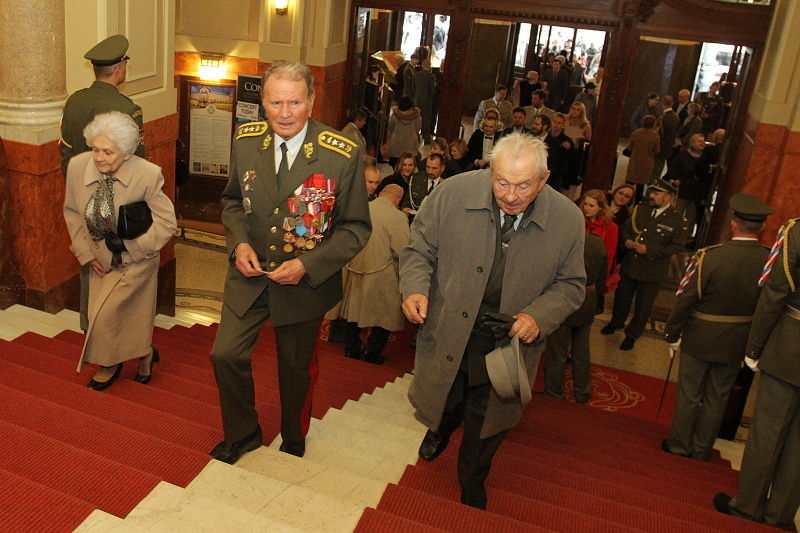 Zástupci Českého svazu bojovníku za svobodu