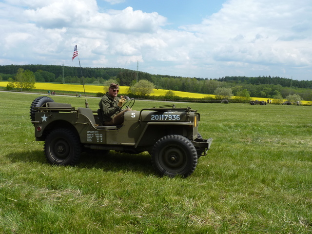 Jedno z mnoha vozidel klubů vojenské historie.