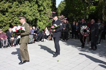 Památku obětí Pražského povstání roku 1945 uctili zástupci AČR a Městské policie hlavního města Prahy