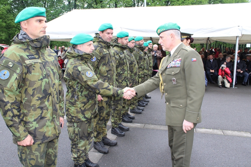 Povýšení příslušníků aktivní zálohy do vyšší hodnosti