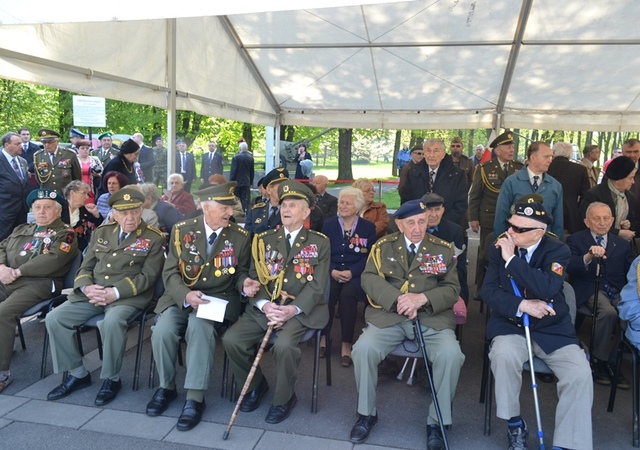 Váleční veteráni a hosté 