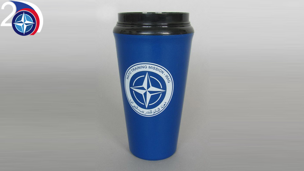 Hrnek výcvikové mise NATO v Iráku